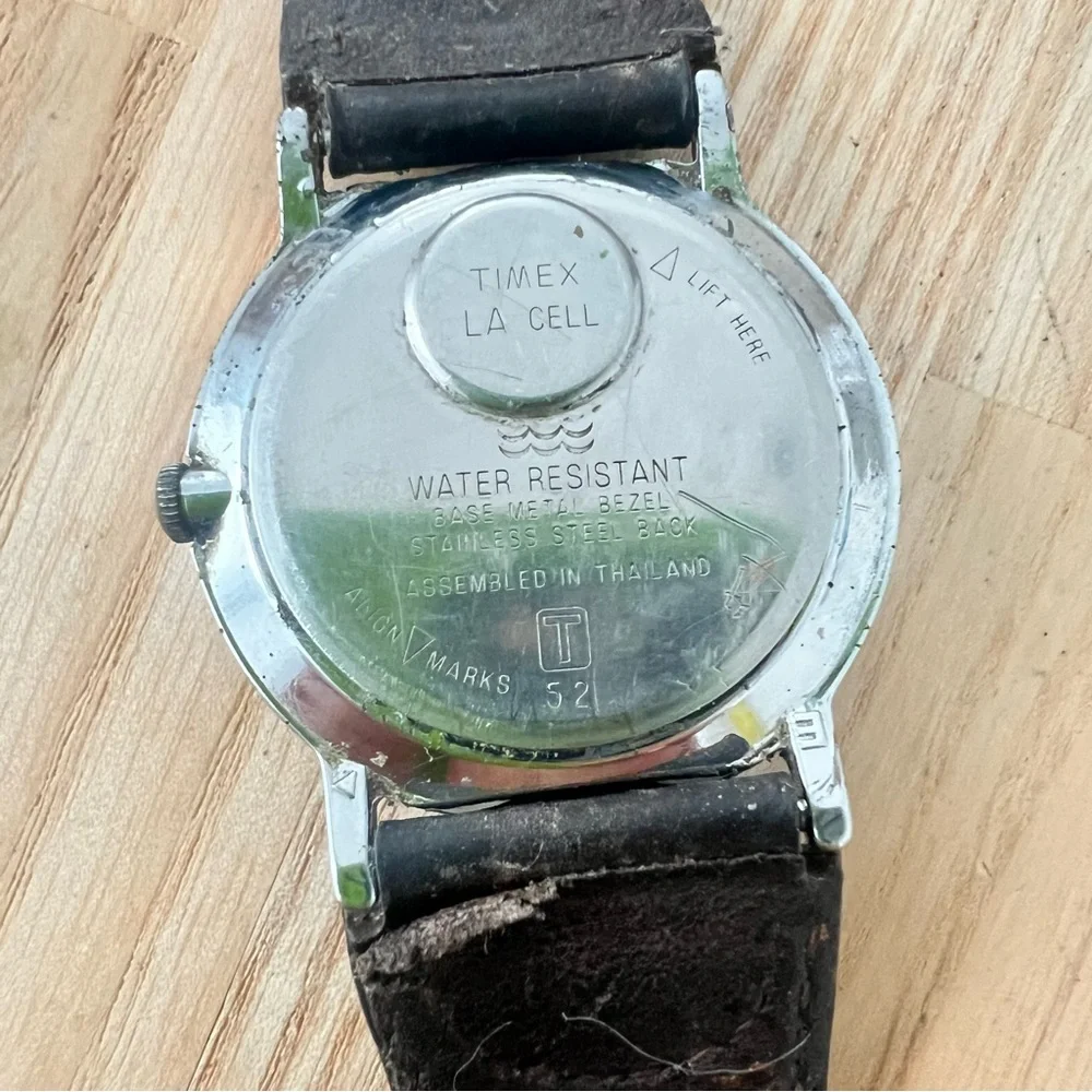 Vintage Timex silver tone brown leather watch NEW BATTERY